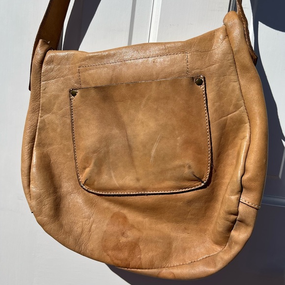 Leather saddle purse.  Patricia Nash - Picture 3 of 7